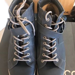 Ecco women leather sneakers